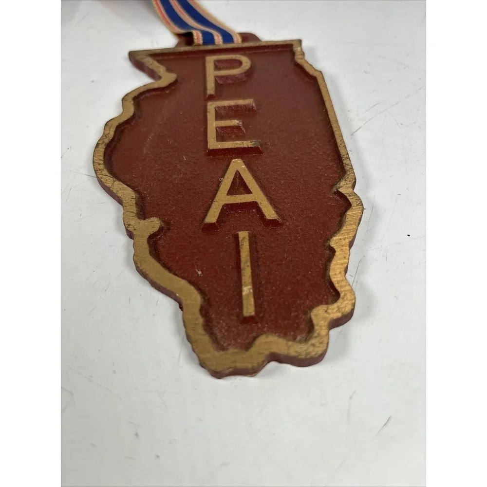 VINTAGE Horse Show Medal PEAI Necklace Ribbon Solid Metal Equestrian Decor MCM